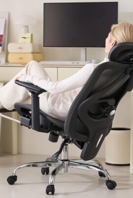 Ergonomic Office Chair, 3-Level Tilt Backrest, 3D Headrest, 3D Armrest and Retractable Footrest, Mesh Breathable SGS Class 4 Gas Clylinder, Black